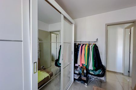 Apartamento à venda com 48m², 2 quartos e 1 vagaQuarto 2