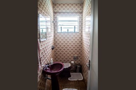 Casa à venda com 397m², 2 quartos e 2 vagasLavabo