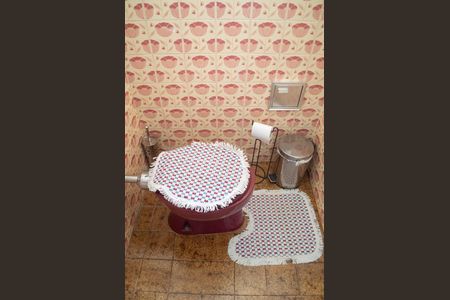 Casa à venda com 397m², 2 quartos e 2 vagasLavabo