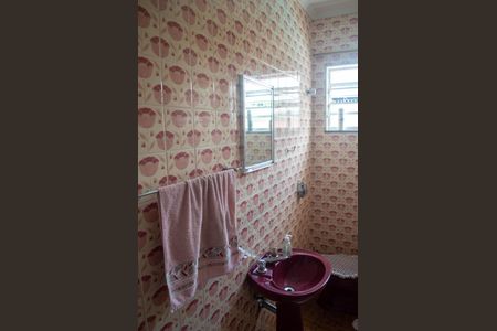 Casa à venda com 397m², 2 quartos e 2 vagasLavabo