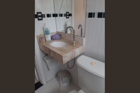 Casa de condomínio à venda com 120m², 3 quartos e 2 vagasBanheiro