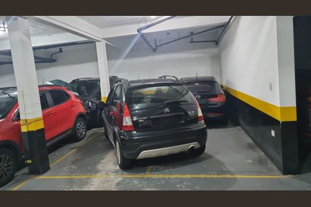 Casa de condomínio à venda com 120m², 3 quartos e 2 vagasGaragem