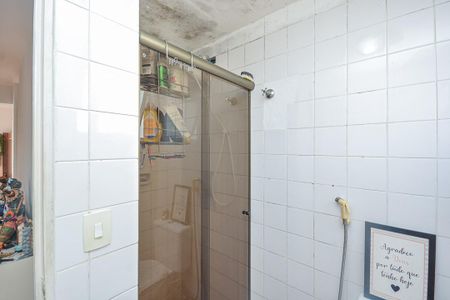 Apartamento para alugar com 74m², 2 quartos e 2 vagas Apartamento para alugar com 74m², 2 quartos e 2 vagasBanheiro