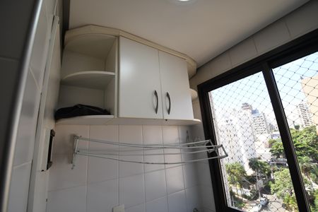 Apartamento à venda com 65m², 1 quarto e 1 vagaCozinha - Armários