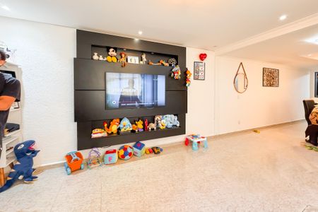 Casa à venda com 150m², 3 quartos e 2 vagasSala