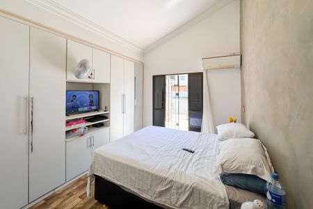 Casa à venda com 150m², 3 quartos e 2 vagasSuíte master