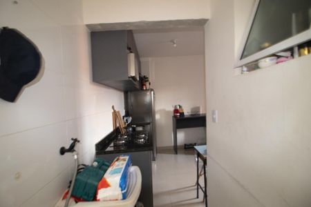 Apartamento à venda com 43m², 1 quarto e sem vaga Apartamento à venda com 43m², 1 quarto e sem vagaCozinha e Área de Serviço
