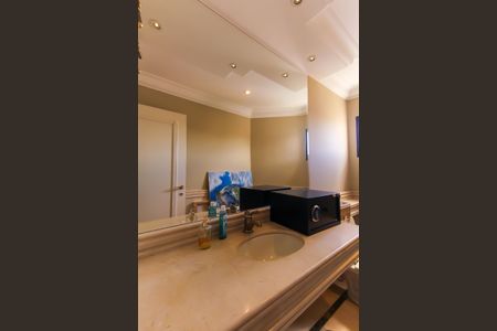 Apartamento à venda com 210m², 4 quartos e 2 vagas Apartamento à venda com 210m², 4 quartos e 2 vagasLavabo