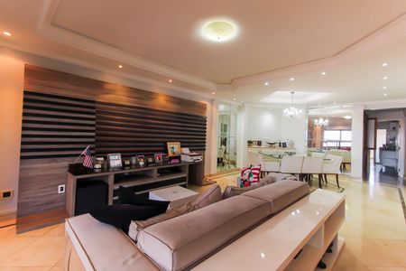 Apartamento à venda com 210m², 4 quartos e 2 vagas Apartamento à venda com 210m², 4 quartos e 2 vagasSala