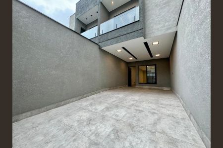 Casa à venda com 113m², 3 quartos e 2 vagasFoto 05