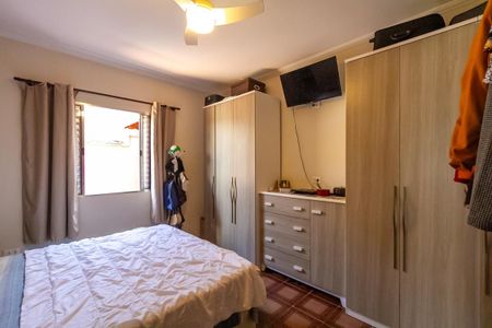 Casa à venda com 169m², 3 quartos e 2 vagasQuarto 2