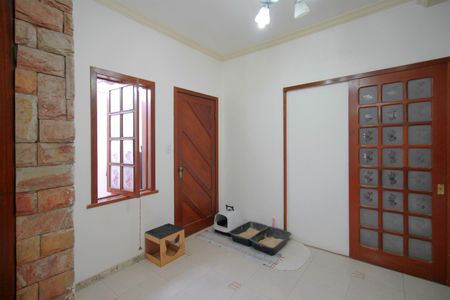 Casa à venda com 316m², 4 quartos e 4 vagasSala