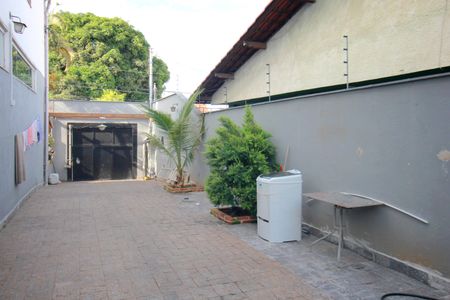 Casa à venda com 316m², 4 quartos e 4 vagasÁrea comum