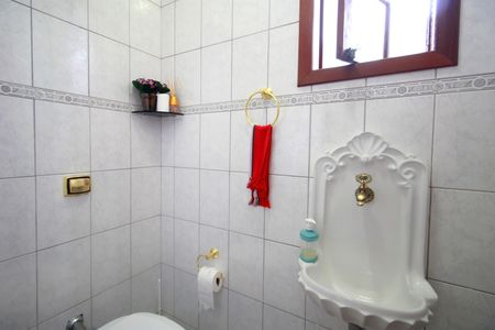 Casa à venda com 316m², 4 quartos e 4 vagasBanheiro