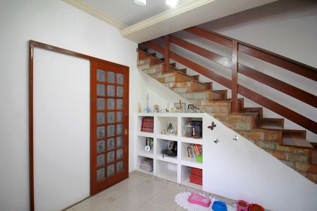 Casa à venda com 316m², 4 quartos e 4 vagasSala