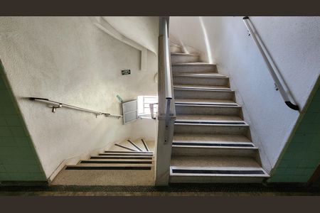 Apartamento para alugar com 36m², 1 quarto e 1 vagaEscada