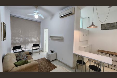 Apartamento para alugar com 36m², 1 quarto e 1 vagaSala