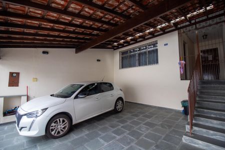 Casa à venda com 220m², 3 quartos e 2 vagasGaragem