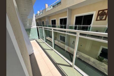 Casa de condomínio à venda com 120m², 3 quartos e 2 vagasVaranda - Suite 01