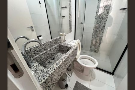 Casa de condomínio à venda com 120m², 3 quartos e 2 vagasBanheiro - Suite 02