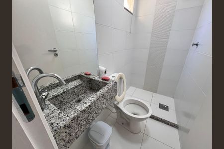 Casa de condomínio à venda com 120m², 3 quartos e 2 vagasBanheiro Terraço