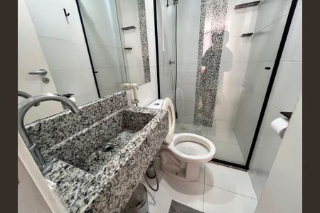 Casa de condomínio à venda com 120m², 3 quartos e 2 vagasBanheiro - Suite 02