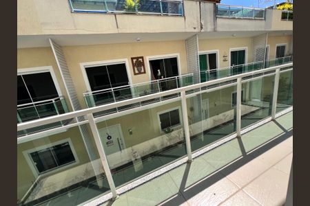 Casa de condomínio à venda com 120m², 3 quartos e 2 vagasVaranda - Suite 02