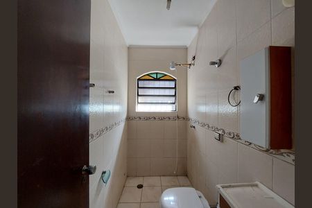 Casa para alugar com 249m², 3 quartos e 2 vagas Casa para alugar com 249m², 3 quartos e 2 vagasBanheiro 2