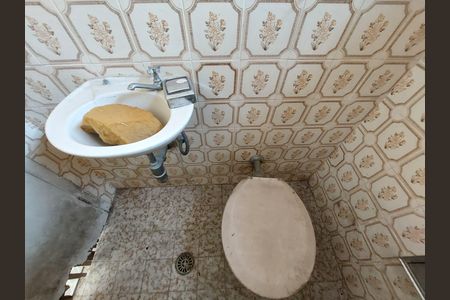 Casa para alugar com 249m², 3 quartos e 2 vagas Casa para alugar com 249m², 3 quartos e 2 vagasBanheiro de Serviço
