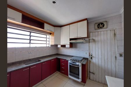 Casa para alugar com 249m², 3 quartos e 2 vagas Casa para alugar com 249m², 3 quartos e 2 vagasCozinha