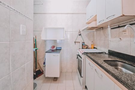 Apartamento para alugar com 62m², 2 quartos e 1 vagaCozinha