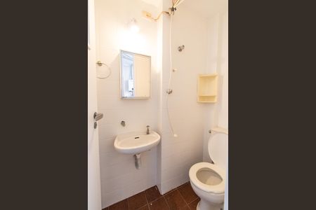 Apartamento à venda com 113m², 3 quartos e 1 vaga Apartamento à venda com 113m², 3 quartos e 1 vagaBanheiro de serviço