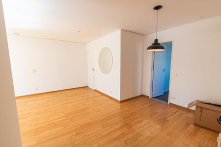 Apartamento à venda com 113m², 3 quartos e 1 vaga Apartamento à venda com 113m², 3 quartos e 1 vagaSala