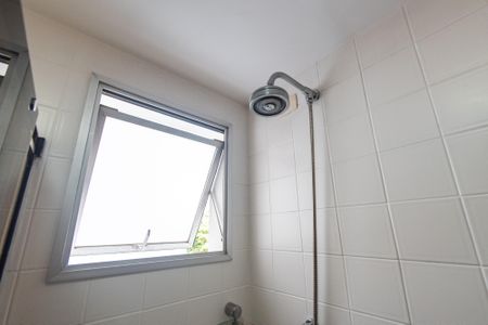 Apartamento à venda com 113m², 3 quartos e 1 vaga Apartamento à venda com 113m², 3 quartos e 1 vagaBanheiro da suíte