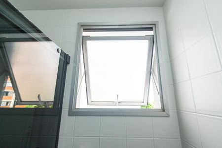 Apartamento à venda com 113m², 3 quartos e 1 vaga Apartamento à venda com 113m², 3 quartos e 1 vagaBanheiro da suíte