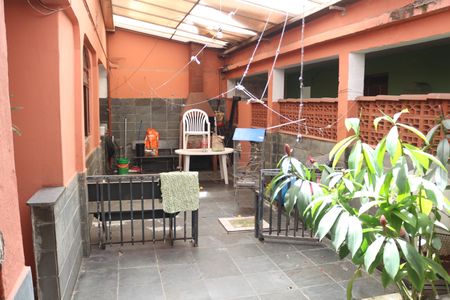 Casa à venda com 360m², 3 quartos e 3 vagasCasa 2Quintal