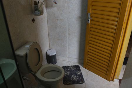 Casa à venda com 360m², 3 quartos e 3 vagasBanheiro 2