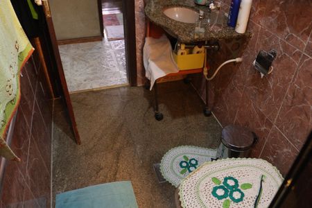 Casa à venda com 360m², 3 quartos e 3 vagasBanheiro 1