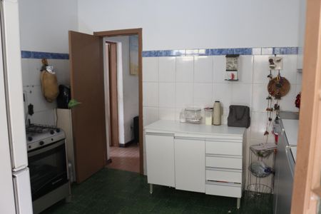 Casa à venda com 360m², 3 quartos e 3 vagasCasa 3 Cozinha