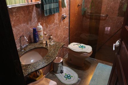 Casa à venda com 360m², 3 quartos e 3 vagasBanheiro 1