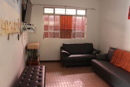 Casa à venda com 360m², 3 quartos e 3 vagasCasa 3 Sala 2