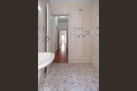 Apartamento à venda com 134m², 4 quartos e 1 vaga Apartamento à venda com 134m², 4 quartos e 1 vagaBanheiro