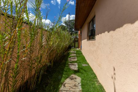 Casa de condomínio à venda com 380m², 4 quartos e 5 vagasQuintal