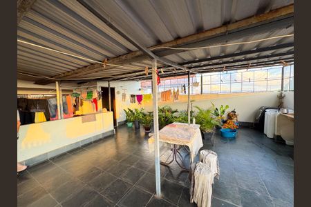 Apartamento à venda com 990m², 4 quartos e 3 vagas Apartamento à venda com 990m², 4 quartos e 3 vagasÁrea de Serviço