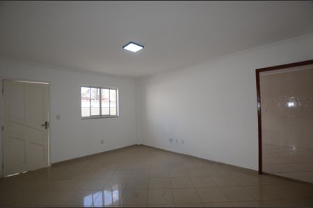 Casa para alugar com 91m², 2 quartos e 1 vagaSala