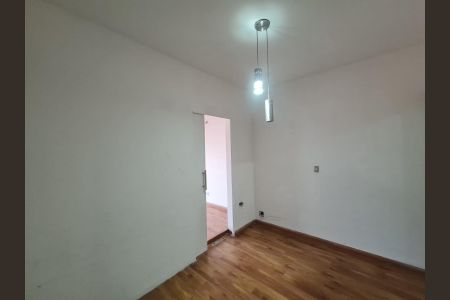 Casa à venda com 100m², 4 quartos e 2 vagas Casa à venda com 100m², 4 quartos e 2 vagas Quarto 3