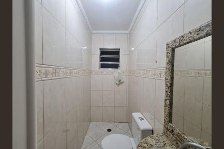 Casa à venda com 100m², 4 quartos e 2 vagas Casa à venda com 100m², 4 quartos e 2 vagasLavabo