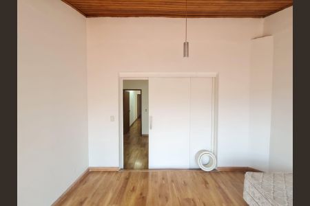 Casa à venda com 100m², 4 quartos e 2 vagas Casa à venda com 100m², 4 quartos e 2 vagas Quarto 3