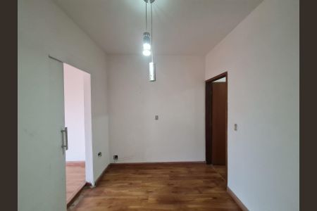 Casa à venda com 100m², 4 quartos e 2 vagas Casa à venda com 100m², 4 quartos e 2 vagas Quarto 3