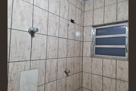 Casa à venda com 100m², 4 quartos e 2 vagas Casa à venda com 100m², 4 quartos e 2 vagasBanheiro Edícula